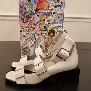 NEW IN BOX Jeffrey Campbell ASPINAL Multi-Strap White Sandals, SZ 7.5